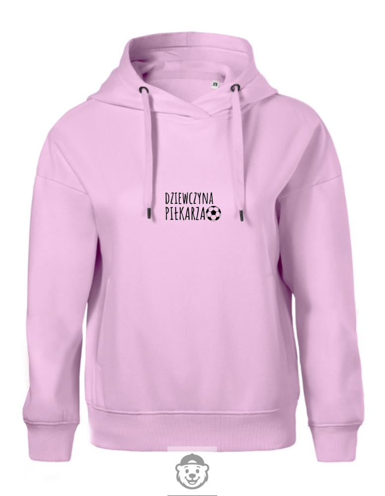 BLUZA Z KAPTUREM DAMSKA DZIEWCZYNA PIŁKARZA RÓŻOWA.png