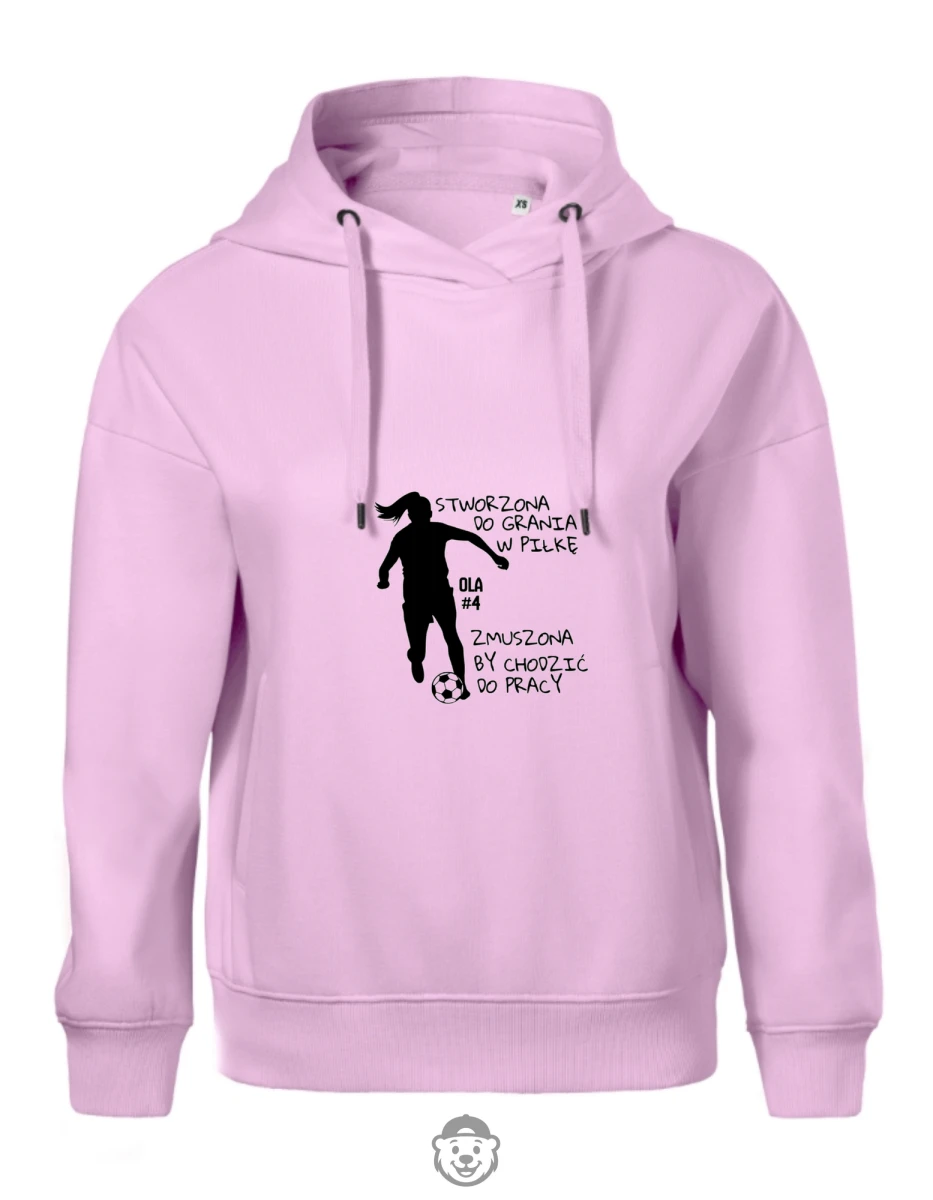 BLUZA Z KAPTUREM DAMSKA STWORZONA DO GRANIA W PIŁKĘ ZMUSZONA BY CHODZIĆ DO PRACY RÓŻOWA.png